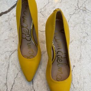 Yellow 3 inch heels